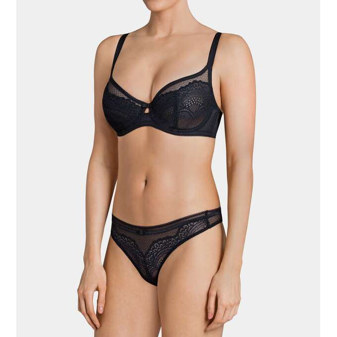 Beauty-Full Darling String