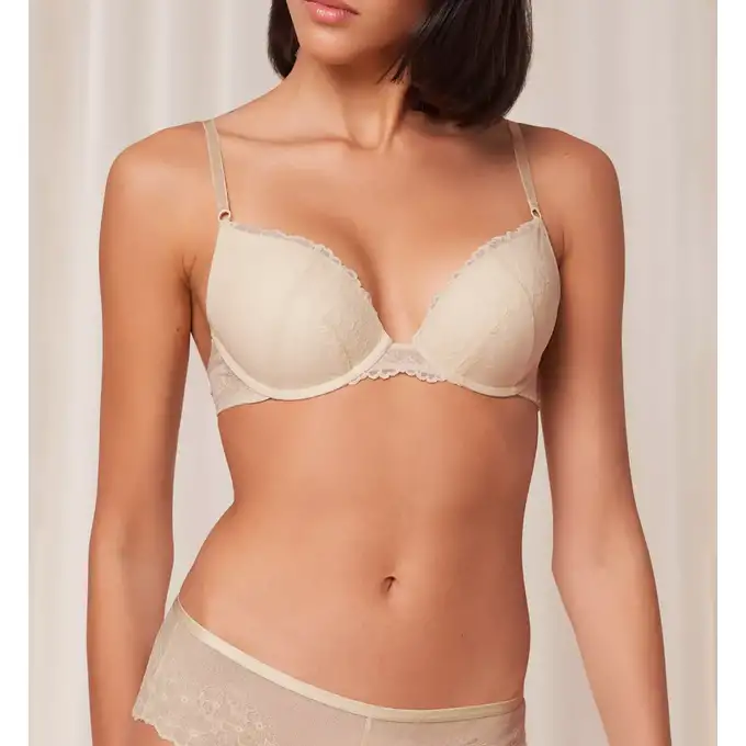 Bright Spotlight WHU