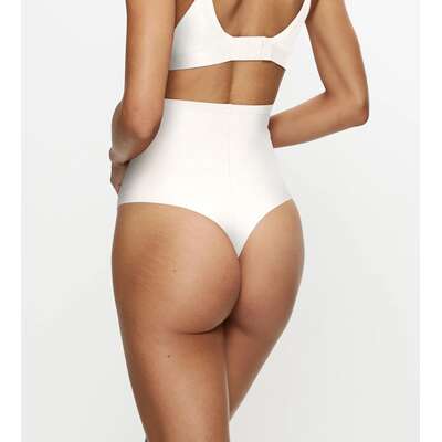 Triumph Shape Smart Highwaist String